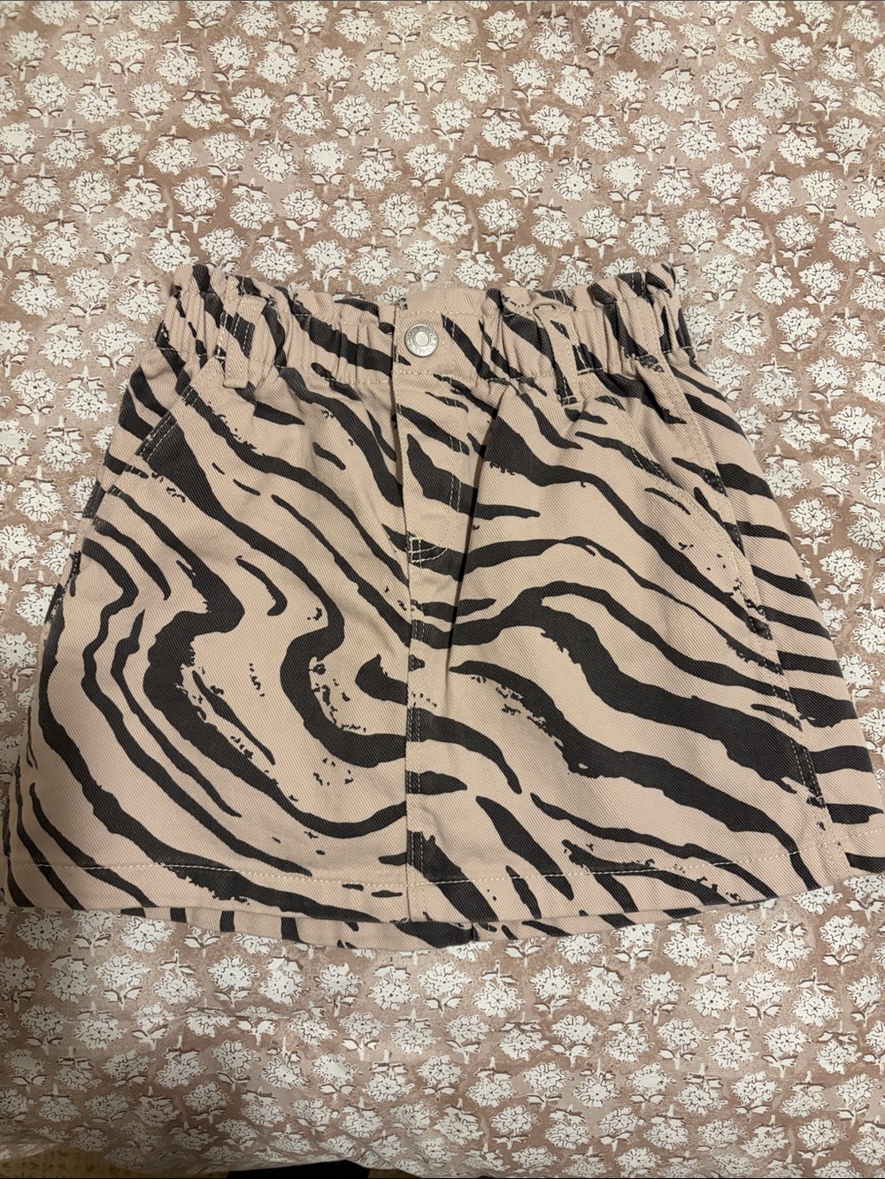 H&M Beige and Black Zebra Print Skirt